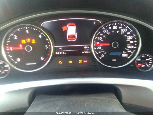 2015 Volkswagen Touareg, VIN: WVGEP9BP1FD006788