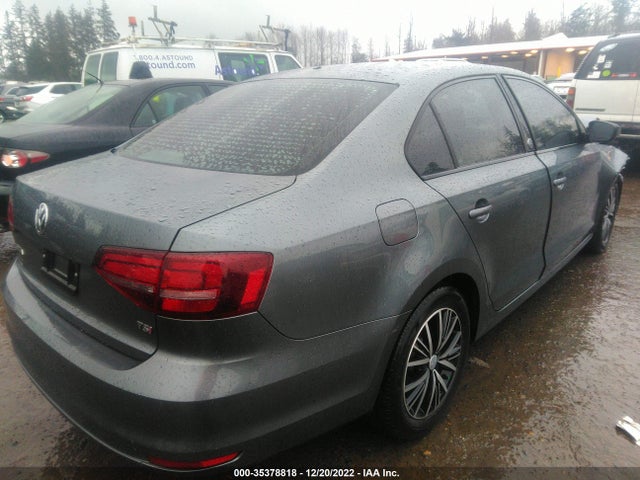2018 Volkswagen Jetta, VIN: 3VWDB7AJ4JM211645