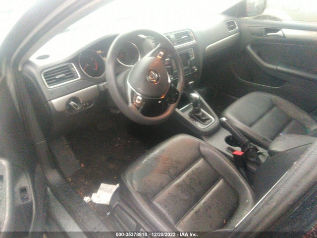 2018 Volkswagen Jetta, VIN: 3VWDB7AJ4JM211645