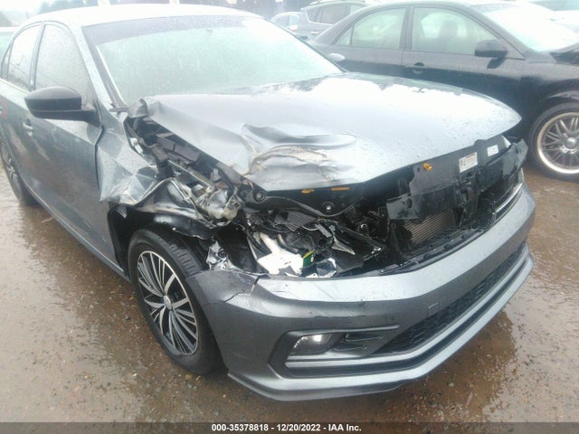 2018 Volkswagen Jetta, VIN: 3VWDB7AJ4JM211645