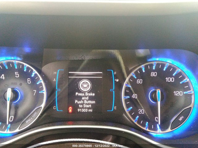 Chrysler Pacifica Touring L 2019 аукцион фото