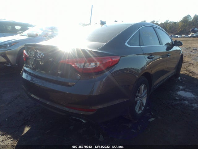 2015 HYUNDAI SONATA 2.4L SE VIN: 5NPE24AF4FH198510
