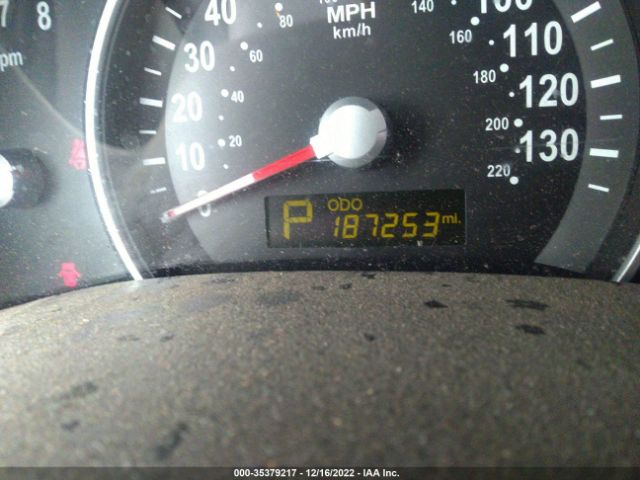 KNDMH4C73B6402508 KIA SEDONA EX