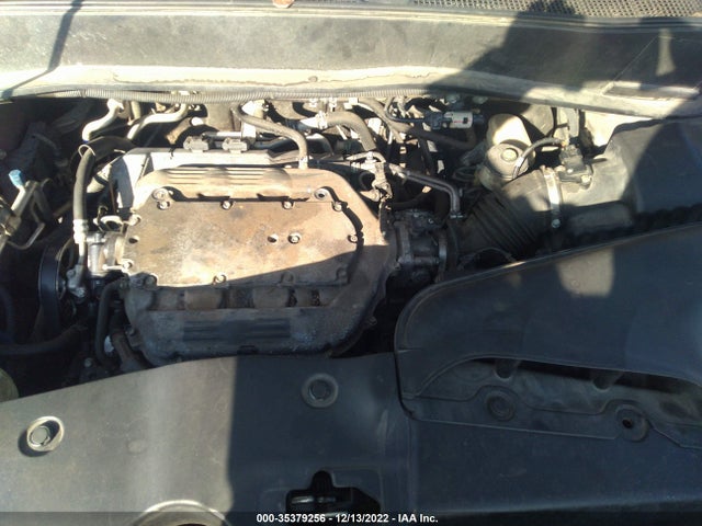 2011 HONDA PILOT EX-L VIN: 5FNYF3H51BB027554