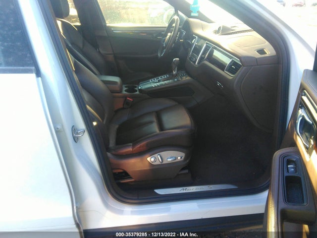 2017 Porsche Macan, VIN: WP1AB2A58HLB20769