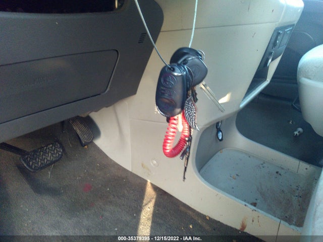 2015 Toyota Sienna, VIN: 5TDKK3DC0FS642894