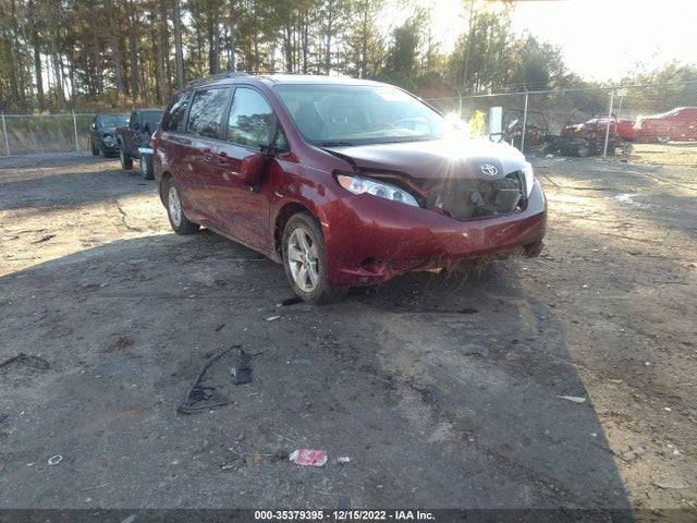 2015 Toyota Sienna, VIN: 5TDKK3DC0FS642894