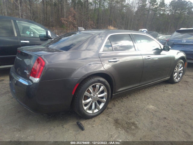 2016 Chrysler 300, VIN: 2C3CCAKG3GH235684