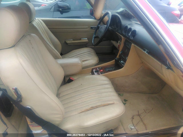 1988 MERCEDES-BENZ 560 SL VIN: WDBBA48D1JA079984