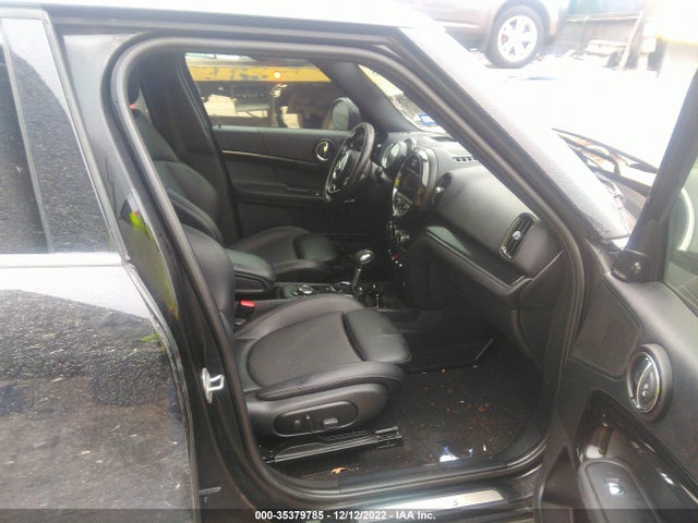 2017 Mini Countryman, VIN: WMZYT3C38H3D97990