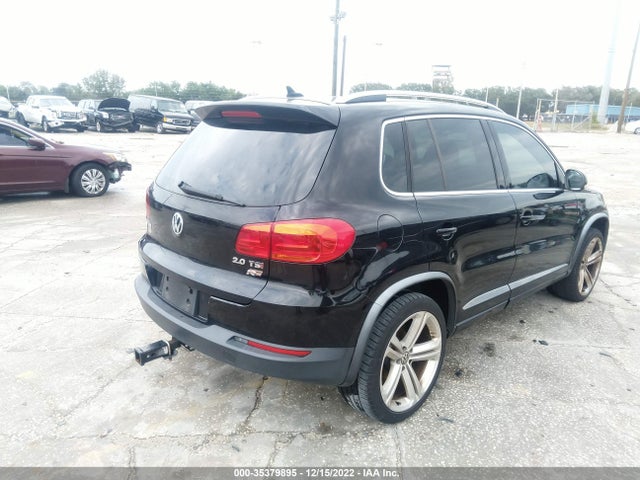 WVGAV3AX5EW544528 Volkswagen Tiguan R-line