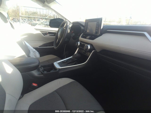 2021 Toyota RAV4, VIN: 2T3R6RFV9MW006684