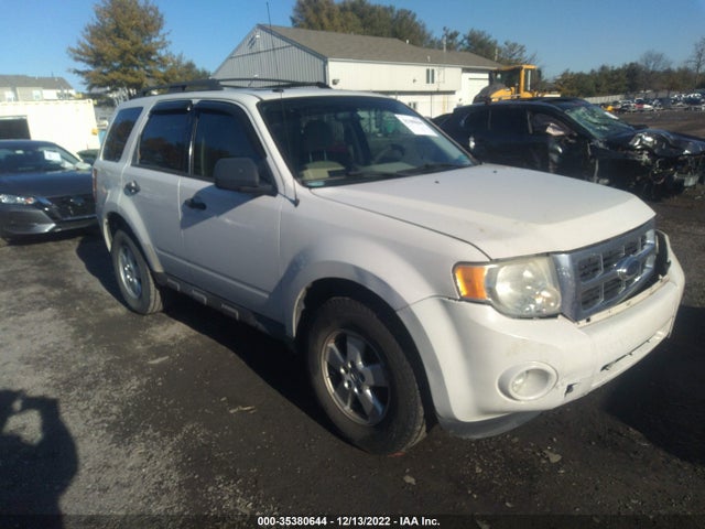 2009 FORD ESCAPE XLT VIN: 1FMCU93G89KA44498