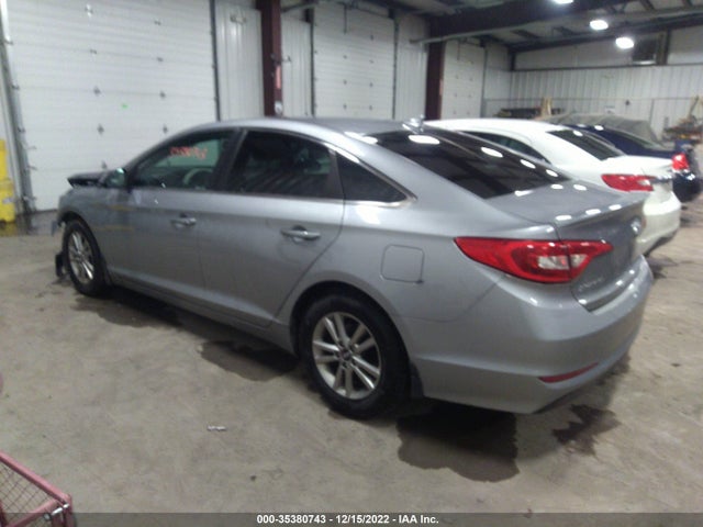 2017 HYUNDAI SONATA 5NPE24AF9HH452165 Photo 2