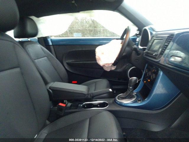 2019 Volkswagen Beetle, VIN: 3VWJD7AT3KM706547