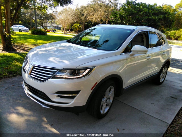 Lincoln Mkc Premiere 2017 5LMCJ1D98HUL31978 Image 2