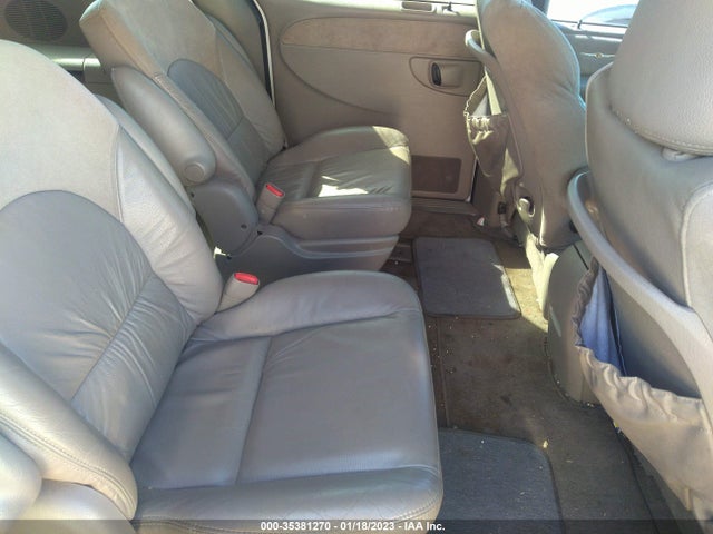 2002 CHRYSLER TOWN & COUNTRY LIMITED VIN: 2C8GP64L22R598830