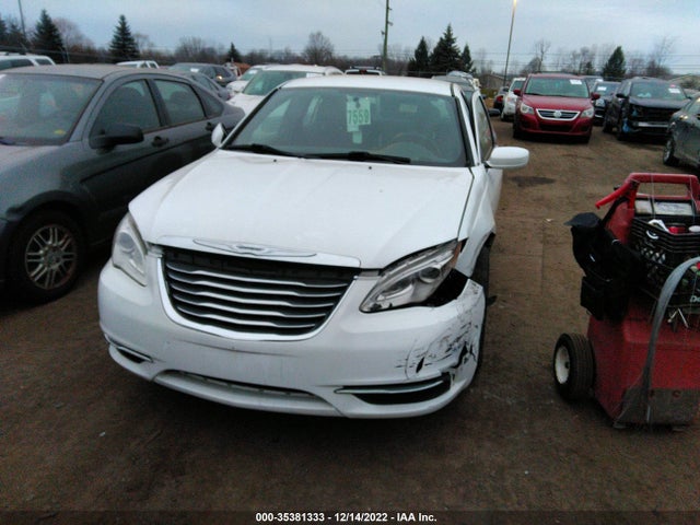 Chrysler 200 2012 1C3CCBAB4CN295700 Image 2
