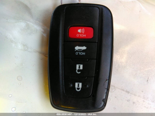 2022 Toyota Corolla, VIN: JTDEAMDE2NJ043935
