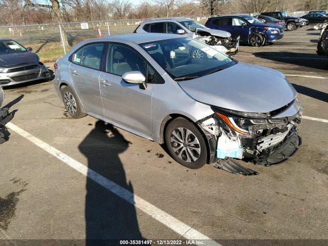 2022 Toyota Corolla, VIN: JTDEAMDE2NJ043935