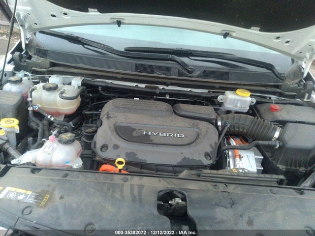2022 Chrysler Pacifica Hybrid, VIN: 2C4RC1L76NR122775