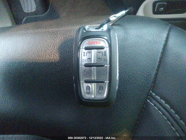 2022 Chrysler Pacifica Hybrid, VIN: 2C4RC1L76NR122775