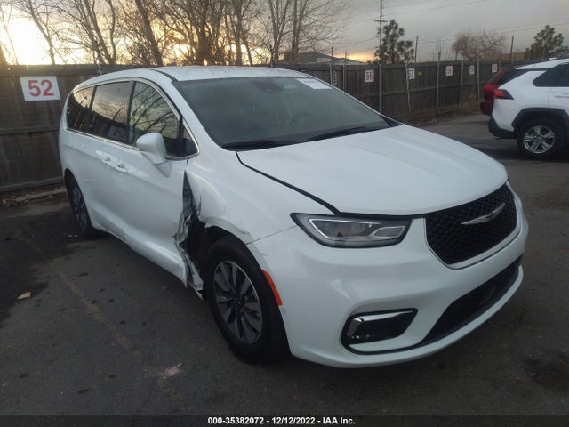 2022 Chrysler Pacifica Hybrid, VIN: 2C4RC1L76NR122775