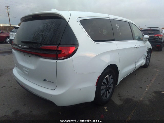 2022 Chrysler Pacifica Hybrid, VIN: 2C4RC1L76NR122775