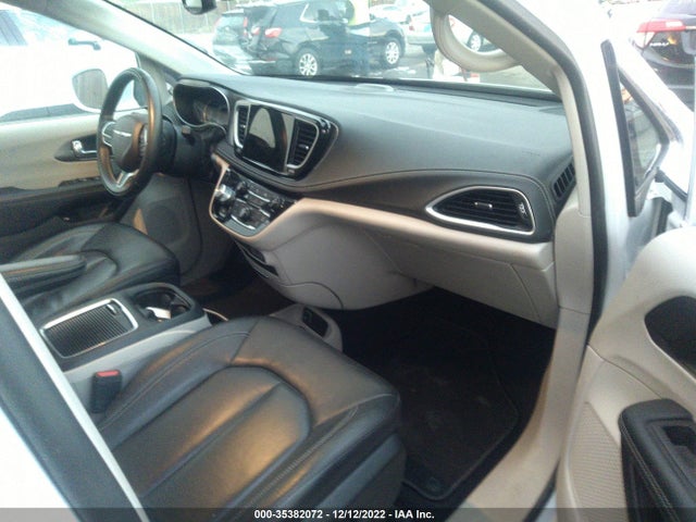 2022 Chrysler Pacifica Hybrid, VIN: 2C4RC1L76NR122775