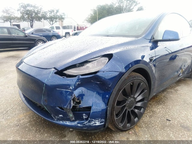 Tesla Model Y Performance 2022 7SAYGDEF6NF374871 Image 8