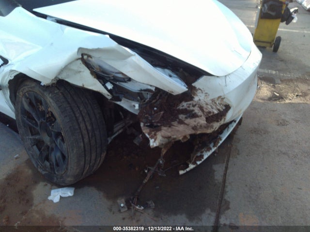 Tesla Model Y 2022 7SAYGDEE1NF558848 Image 7
