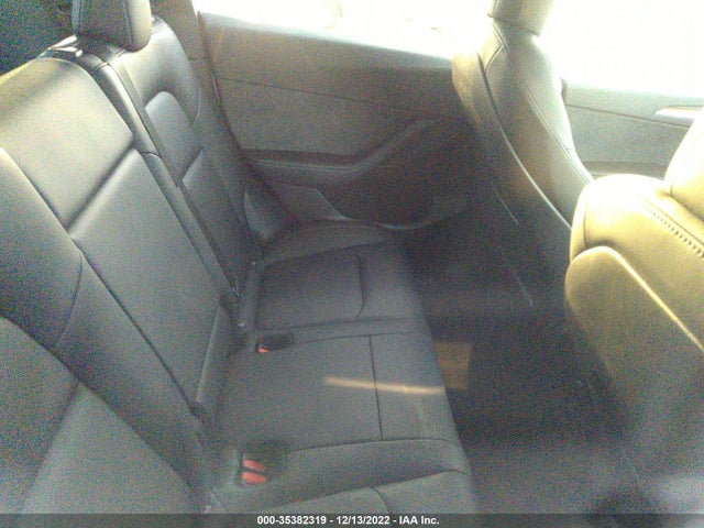 Tesla Model Y 2022 7SAYGDEE1NF558848 Image 9
