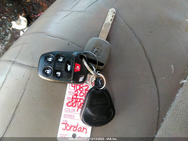 2012 HONDA ODYSSEY EX-L VIN: 5FNRL5H68CB145930