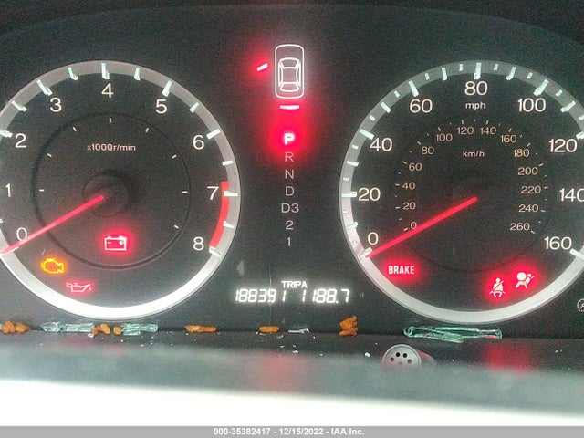 2011 HONDA ACCORD SDN LX-P VIN: 1HGCP2F44BA111924