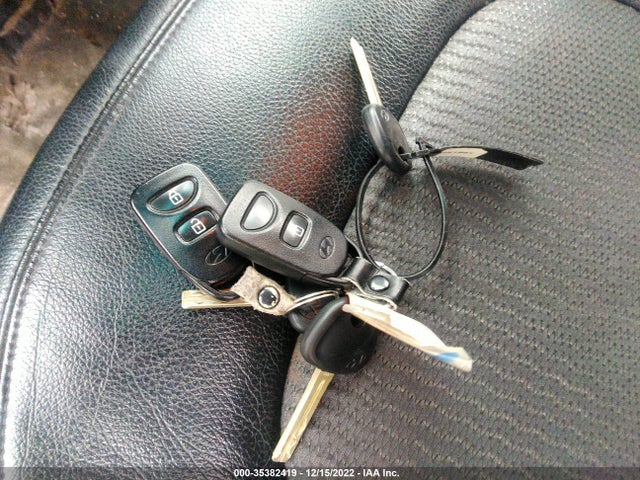 2012 HYUNDAI TUCSON GLS PZEV VIN: KM8JUCAC2CU429815