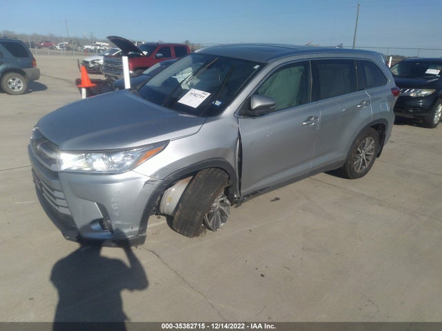 Toyota Highlander Se/xle 2019 5TDKZRFH8KS559487 Image 2