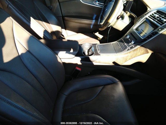 2016 Lincoln MKX, VIN: 2LMPJ6LRXGBL62869