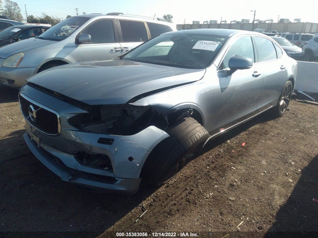 2018 Volvo S90, VIN: LVY992MK1JP025673