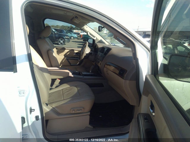 2015 Nissan Armada, VIN: 5N1BA0ND7FN618618