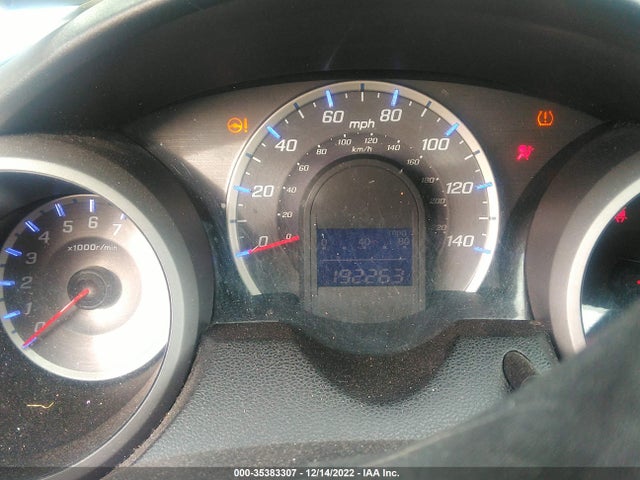 2010 HONDA FIT VIN: JHMGE8G22AC032050