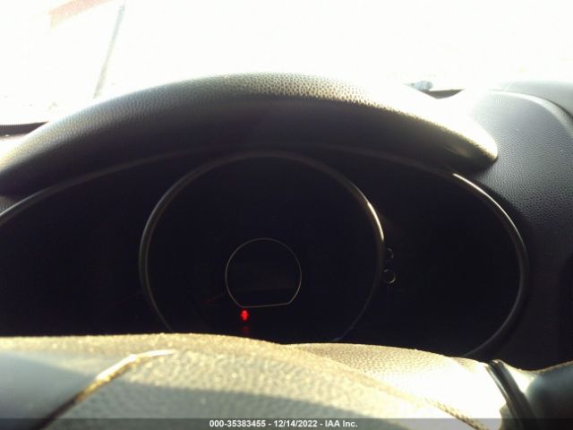 KNDJP3A5XE7704572 KIA SOUL +