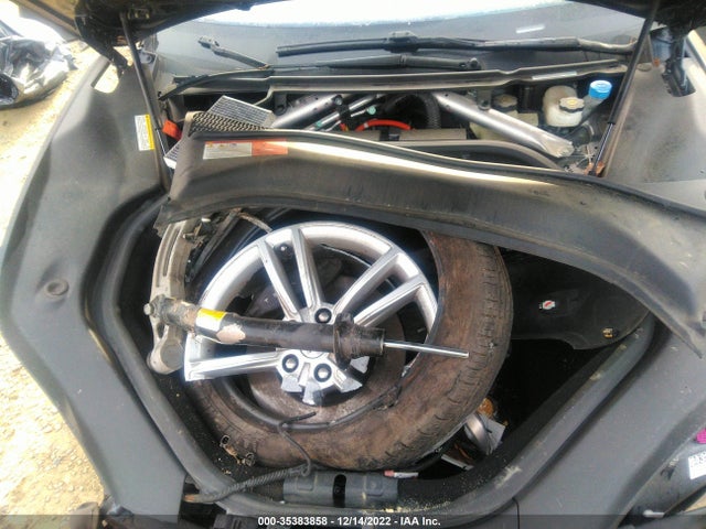2015 Tesla Model S, VIN: 5YJSA1H10FFP69584