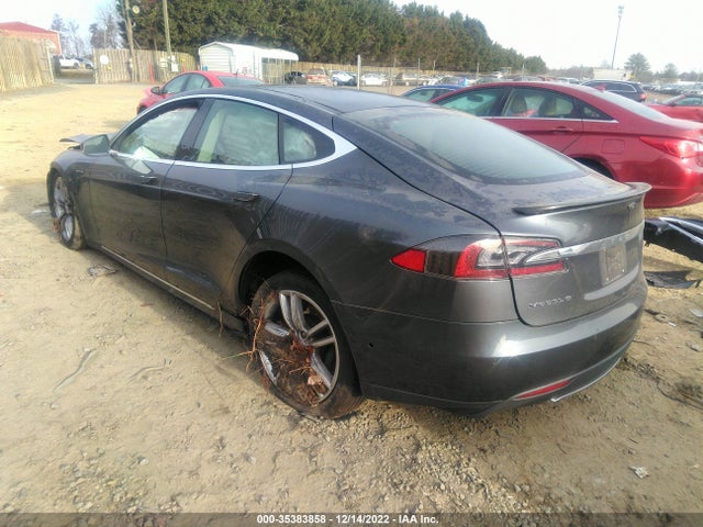 2015 Tesla Model S, VIN: 5YJSA1H10FFP69584