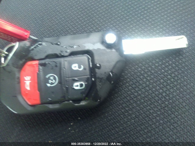 1C4HJXDG4NW141853 Jeep Wrangler Unlimited Sport S