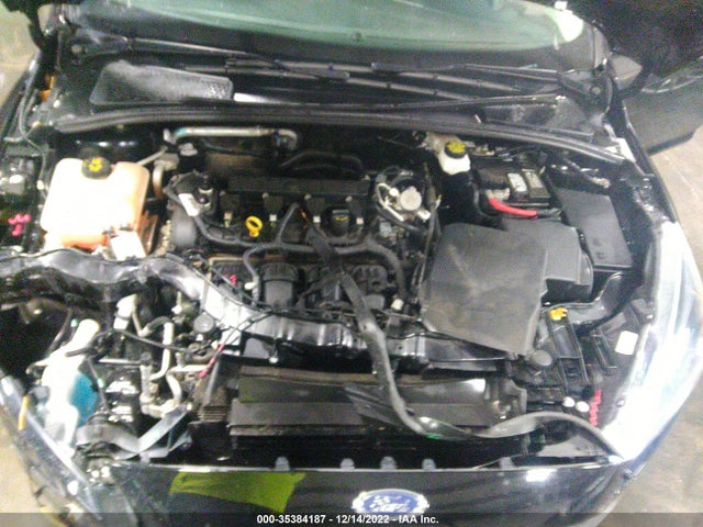 2018 Ford Focus, VIN: 1FADP3M22JL287132