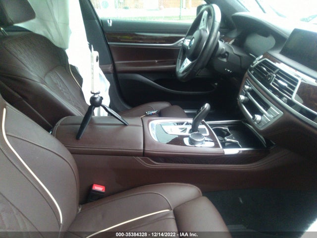 2021 BMW 7 Series, VIN: WBA7T4C02MCG59162