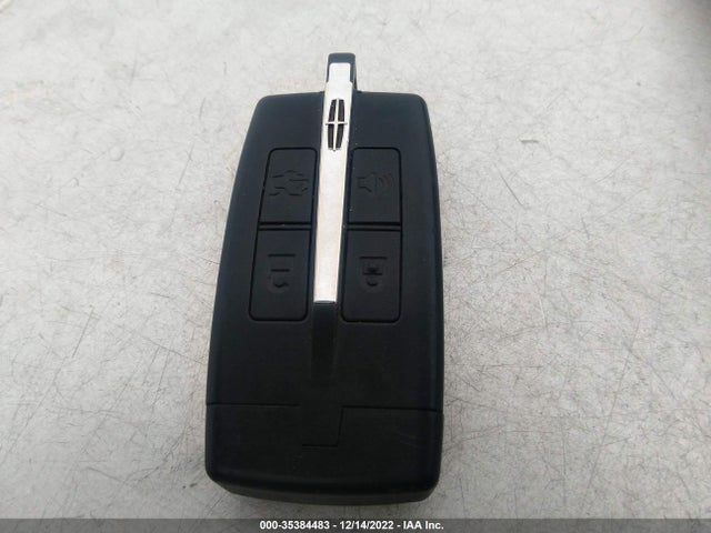 Lincoln MKS 2010 1LNHL9ER1AG602691 Image 3