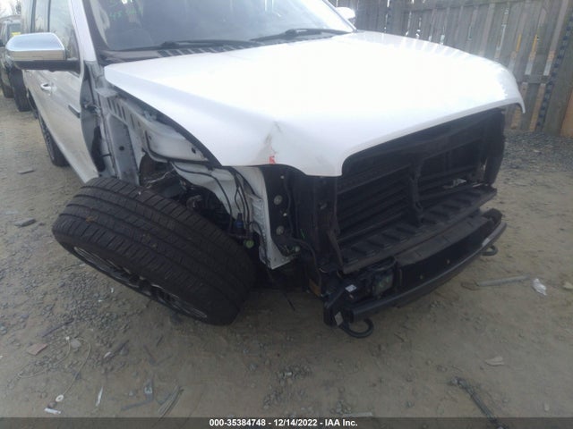 2018 Lincoln Navigator, VIN: 5LMJJ3TTXJEL18245