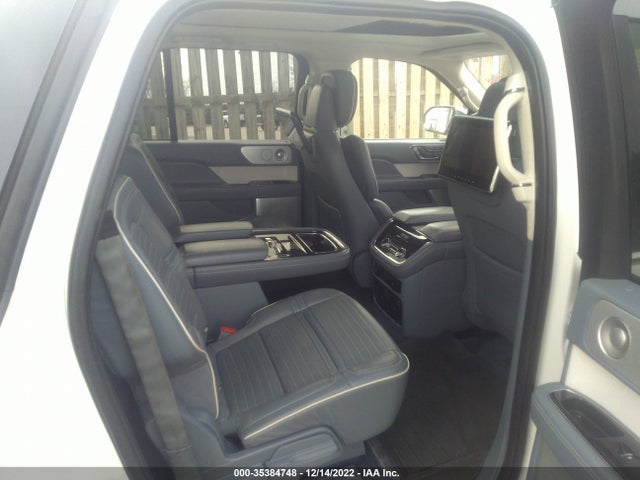 2018 Lincoln Navigator, VIN: 5LMJJ3TTXJEL18245