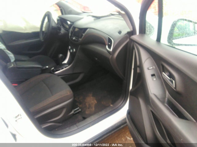 Chevrolet TRAX LS 2019 LSGCJKSB1KY011988 Image 5